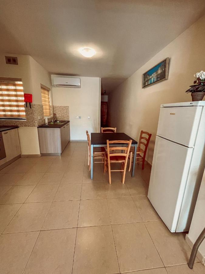 Stresa Court Apartments Saint Julian's Dış mekan fotoğraf