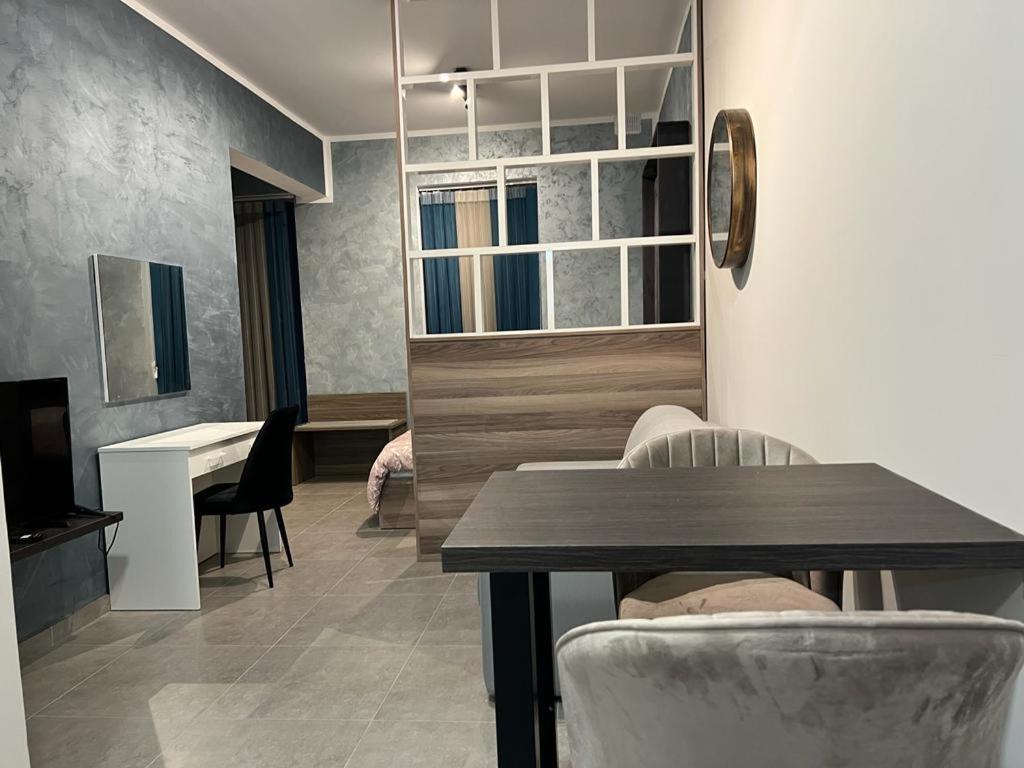 Stresa Court Apartments Saint Julian's Dış mekan fotoğraf